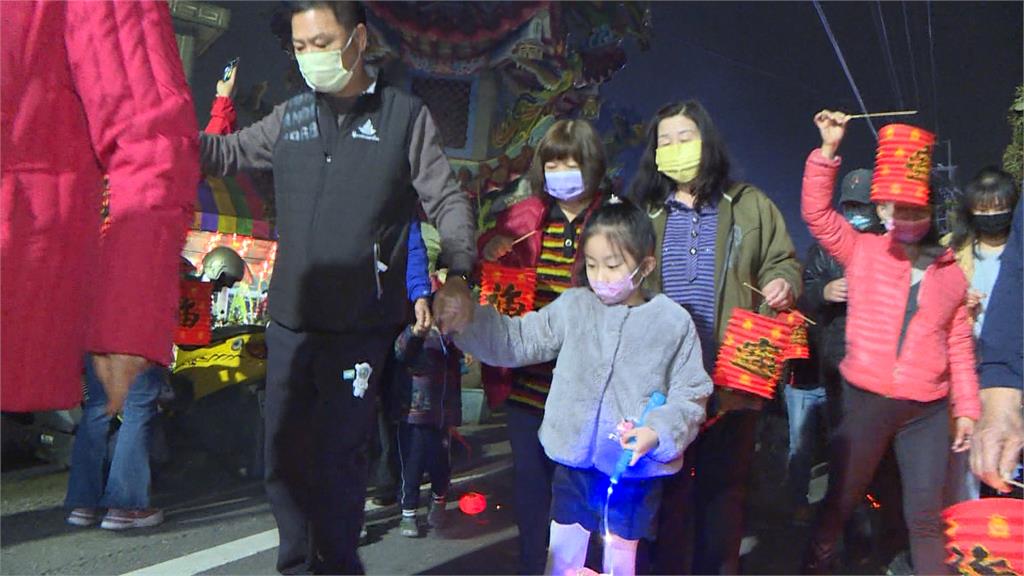 賴清德、張麗善同框挑飯擔 壯觀!數萬人共享平安餐