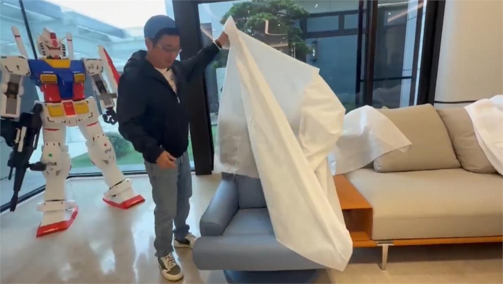 謝家700坪豪宅奢華內部曝！謝典霖嘆「電費恐繳5萬」：你覺得我不會有壓力？