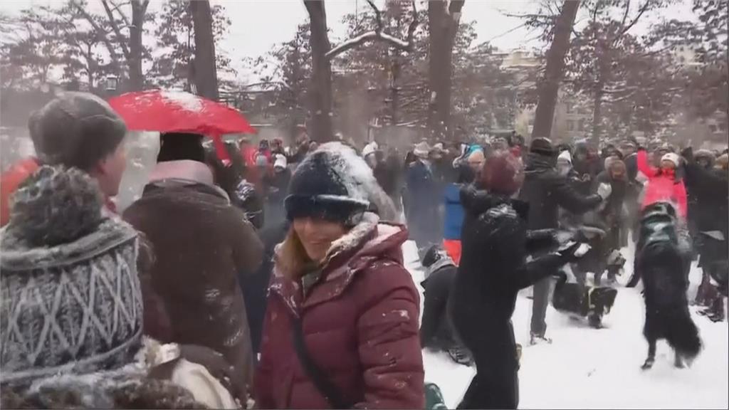美國風雪奪命！七州進入緊急狀態　交通事故頻傳釀死傷