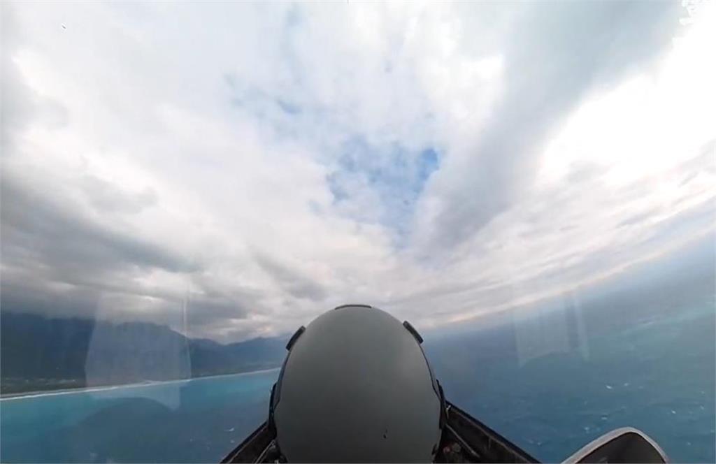 快新聞/春節期間空軍戰備不停歇 F-16保持警覺快速升空衛家園
