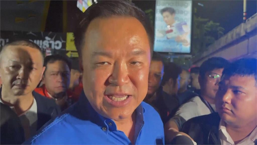 曼谷酒吧深夜遭祝融吞噬　顧客逃生受阻、27人命喪火窟