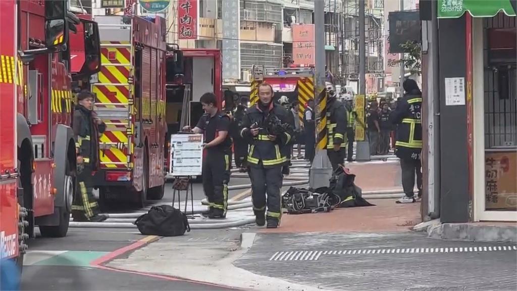 台中燈具行傳火警! 店面1樓「全面陷火海」出動17車灌救