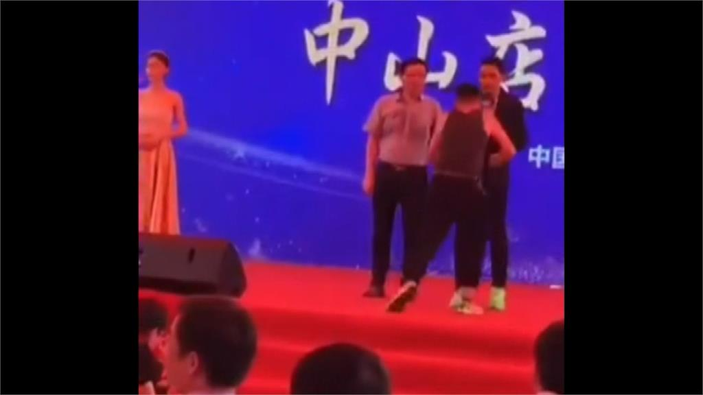 70歲任達華「不靠換心續命」台上跌倒3秒神自救!「華麗轉身」敏捷身手畫面曝