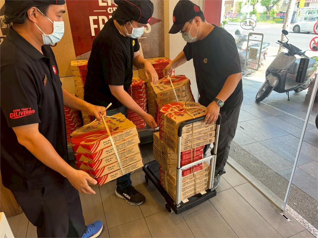 震撼彈！必勝客將拔掉「和風章魚燒」口味披薩　臉書長文證實民眾傻眼