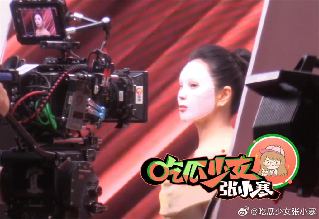才喊「獨一無二」破婚變!伊能靜拍廣告近照流出「真實狀態」曝光