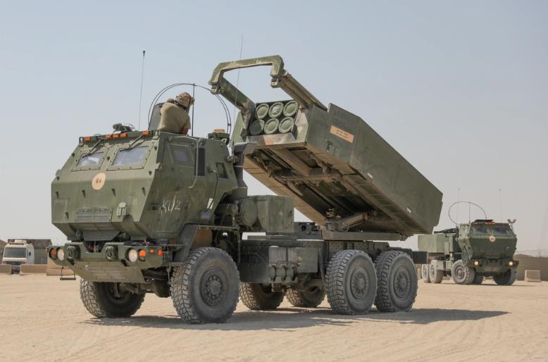 快新聞／將軍為軍購淚灑國會！遭藍委嘲諷　王定宇轟：授權簽約一毛錢沒給