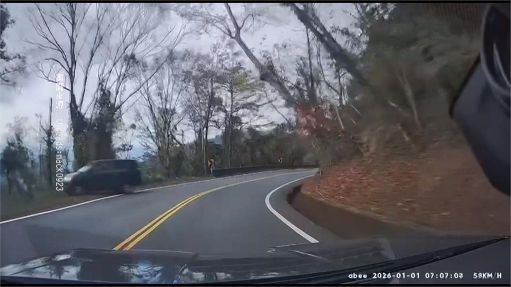 武嶺恐怖車禍！ 婦疑疲駕衝對向"失控墜谷"幸僅輕傷