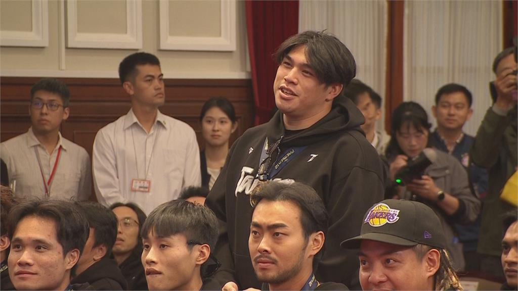 快新聞/在總統府見陳傑憲、林安可「不簡單」 賴清德:餅總明年好好表現