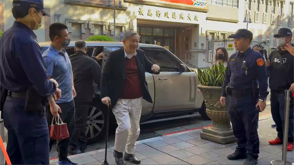 快新聞／京華城案開庭！「阿北騙錢」嗆聲惹怒小草　警方緊急架離