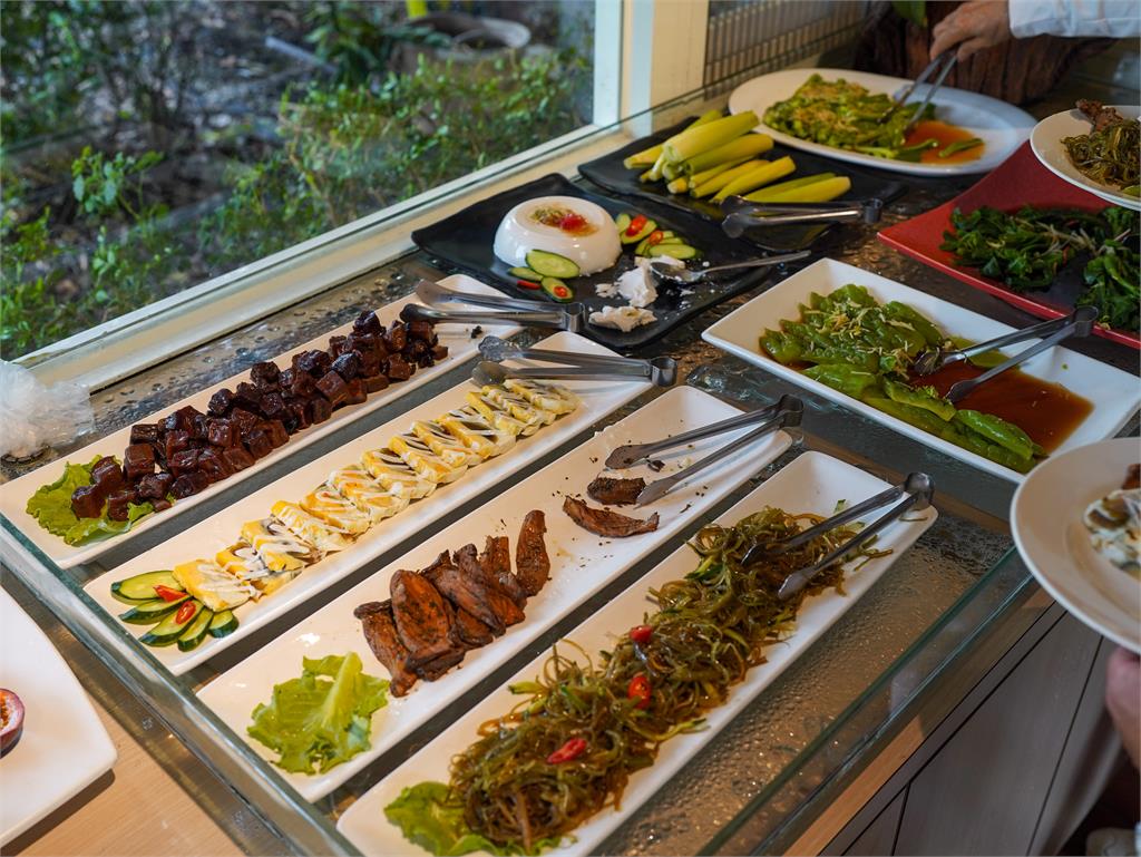 阿里山腳下親子賞螢熱點　美食×體驗×夜間生態一次玩