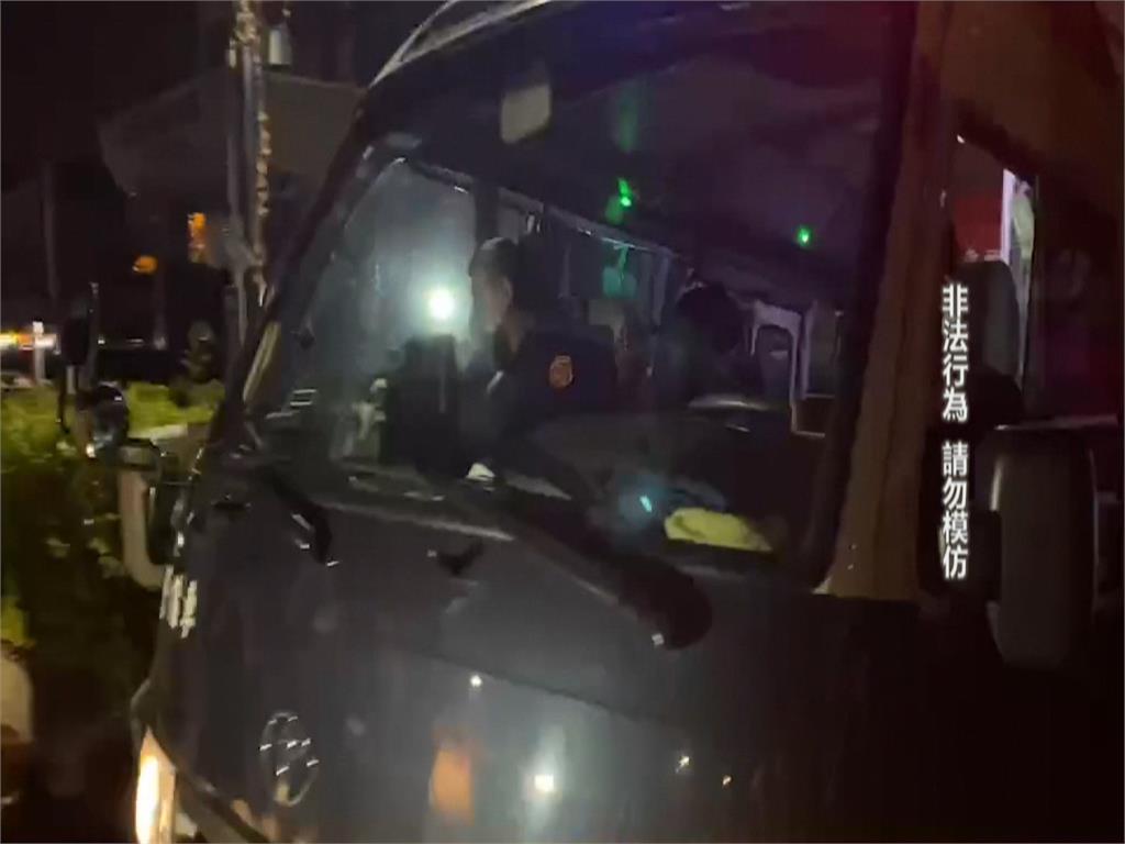 英雄聯盟前世界冠軍Toyz惹「麻」煩 住處搜大麻200顆大麻菸彈「規模如中盤商」遭收押
