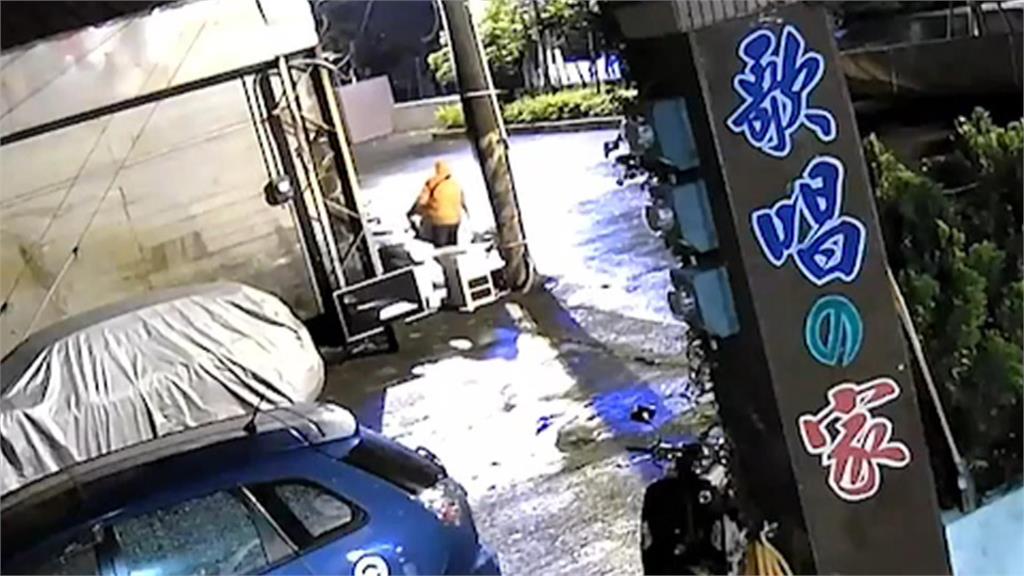 冷氣大盜半夜騎單車又變裝　屢偷不爽！冷氣行老闆怒報警