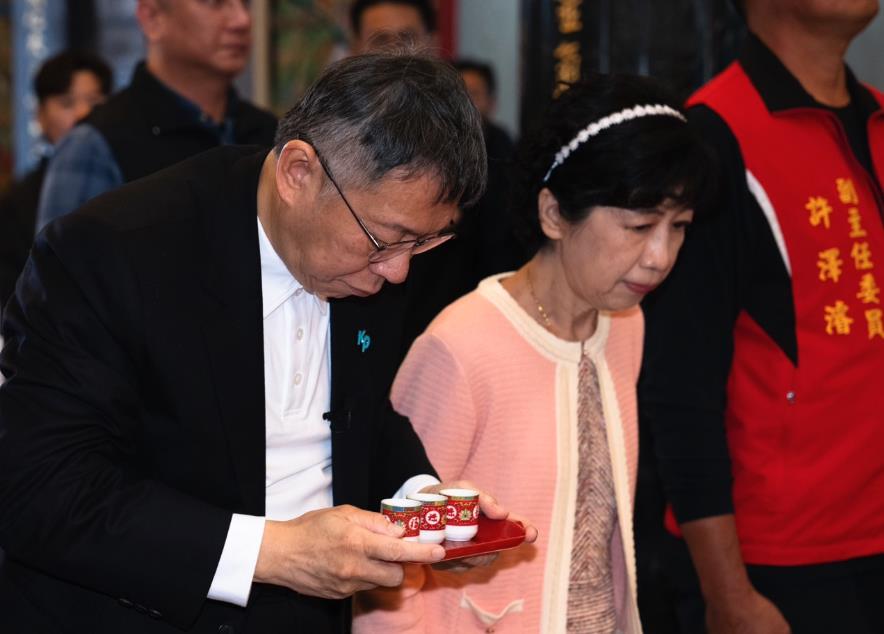 陳佩琪發聲:柯文哲永遠不會被放出來了!曬尪拿香拜拜「列這幾條」罪輕