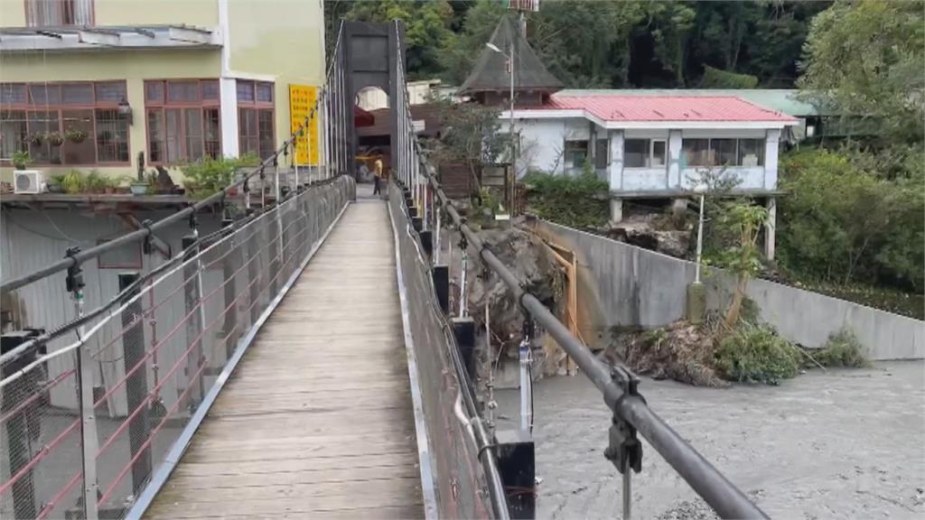 豪雨重創廬山溫泉區、馬赫坡部落 多處道路中斷!農作物外運成難題