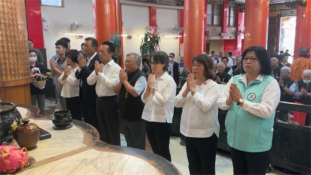副總統蕭美琴出席公益活動　鼓勵學子返鄉重建家園