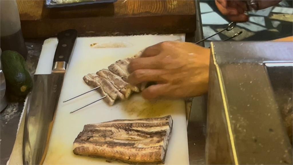 台灣趴趴走/日式料理師傅台南開鰻魚料理店 「微型創業」內場一人作業!