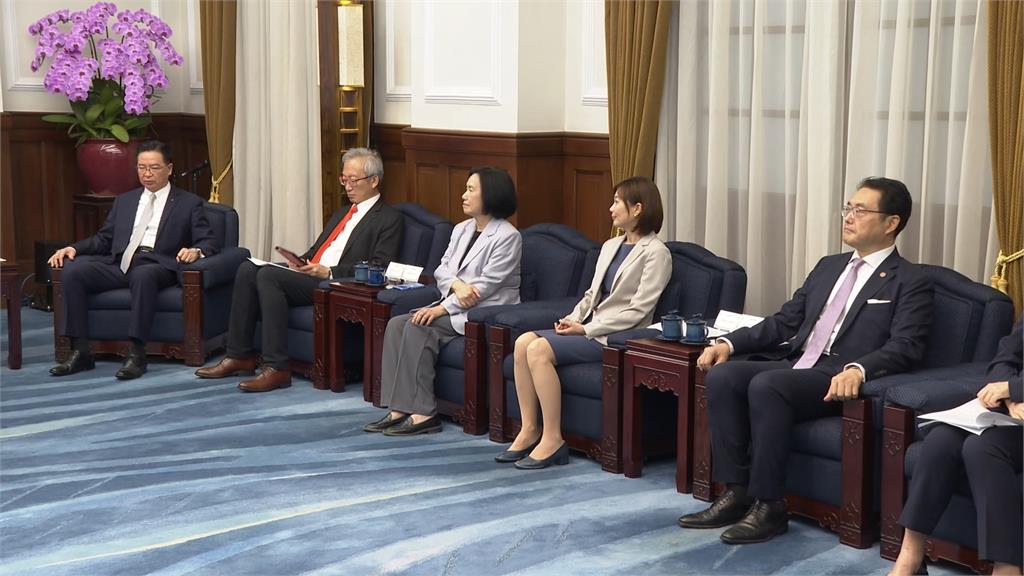 好消息！美農業部次長見賴總統　宣布開放台鳳梨銷往美國