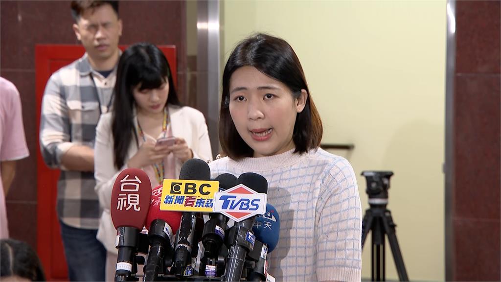 溫朗東爆徐巧芯夫翹班打牌！　劉彥澧：10多次德州撲克賽　均有休假、請假
