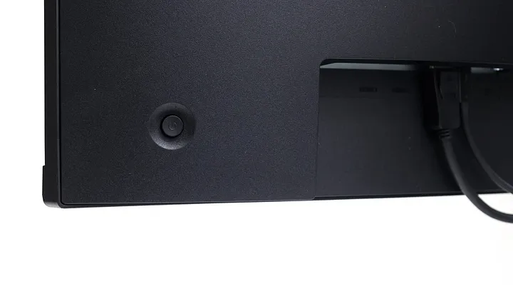 平價 2K 解析度 180Hz 曲面螢幕 terra 3285W HA,支架意外地出色