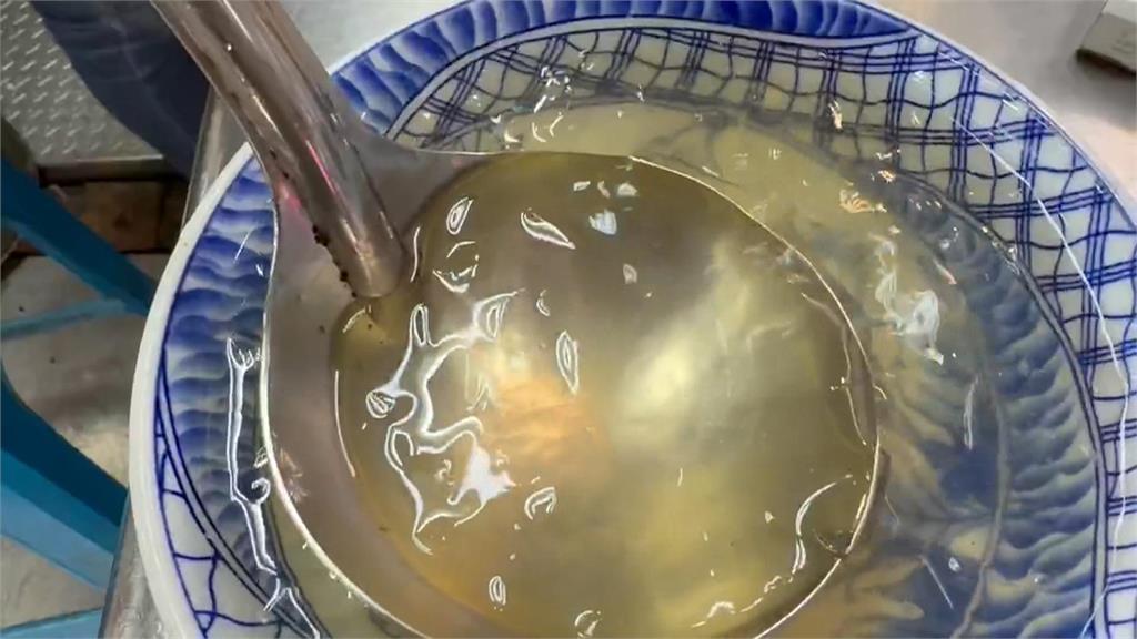 黑白大廚金度潤驚喜現身基隆廟口夜市 滷肉飯.咖哩炒麵樣樣來!