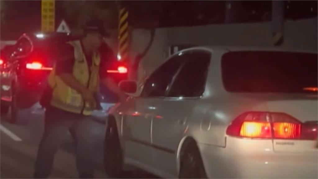 繞開路檢點!拒絕酒駕路檢加速逃 無照男多項違規恐吃上20萬罰單