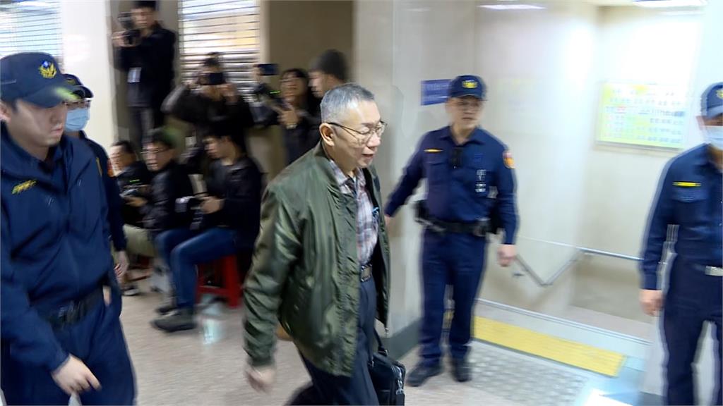 坦承「橘子」經手妙天捐贈1千萬　柯文哲強調：只是負責拖箱子