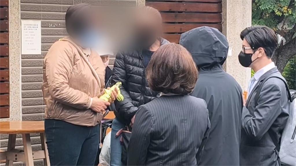 新光三越氣爆案2樓管不幸罹難 林女家屬質疑為何派樓管監工?