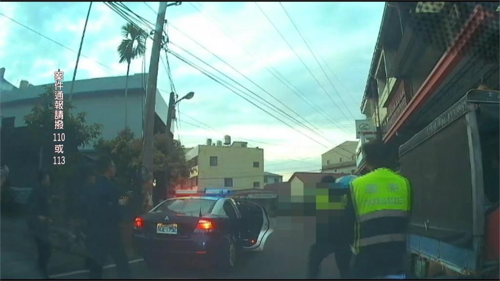 啃老族情緒大暴走攻擊父親 持電鋸與警方對峙近40分鐘