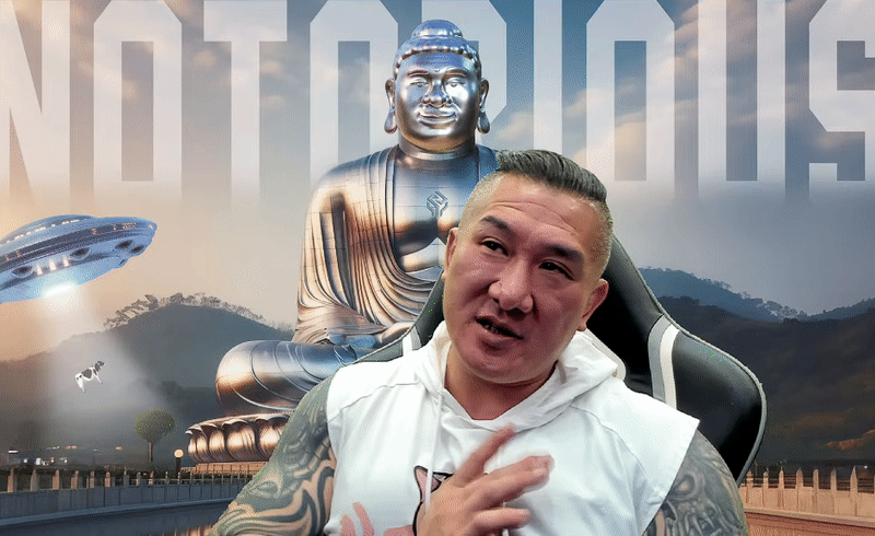 館長認「生意快要G掉」抖內金額曝光!直播又淚崩捶心肝…脫口爆藍委1事