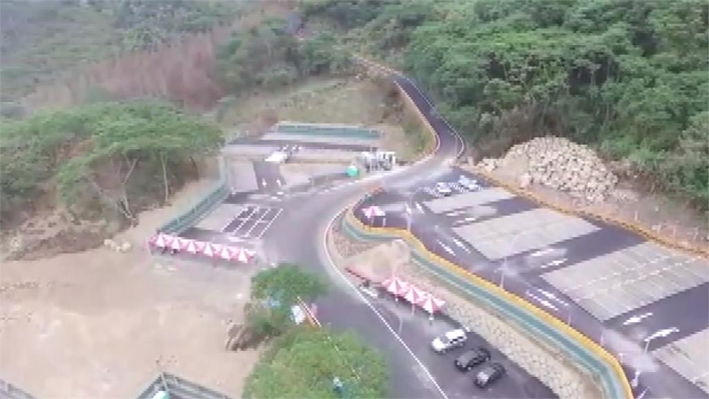 草嶺櫻花季每年湧數十萬遊客 民眾公有停車場炫技甩尾全都錄