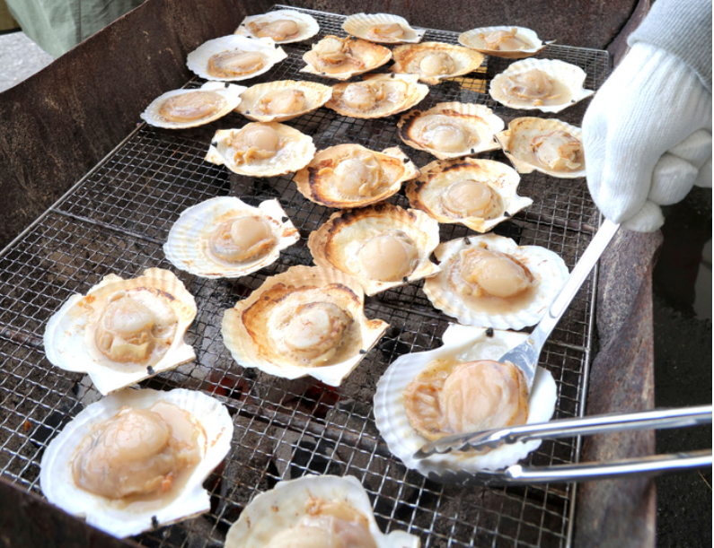 赴韓旅遊吃1海鮮全家送醫醫藥費狂噴4萬!引一票苦主哀號:我也狂吐爆拉