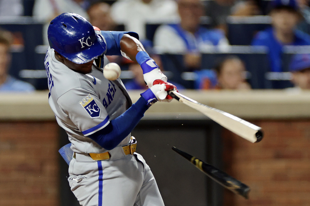 MLB(影)／太神奇！連12打席都有安打　皇家板凳球員追平124年大聯盟神紀錄