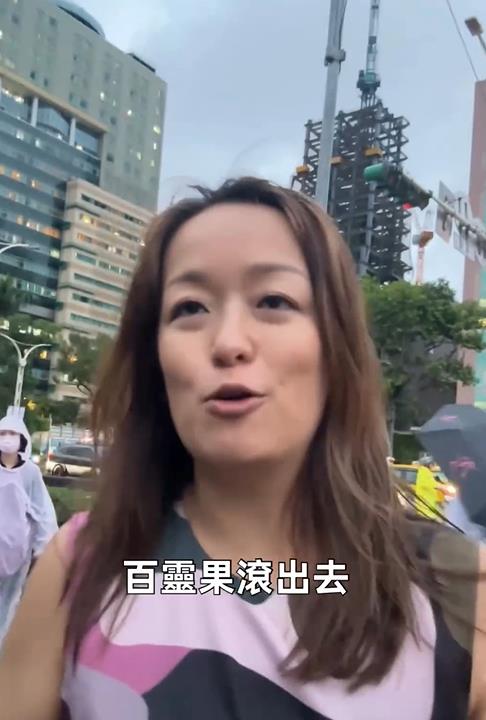 百靈果朝聖立院突被吼:滾出去!凱莉4字認「有點難過」被網列5點打臉
