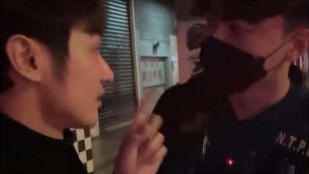 反共網紅「八炯」為這件事辱警員還直播　自嘲若在中國早被打死