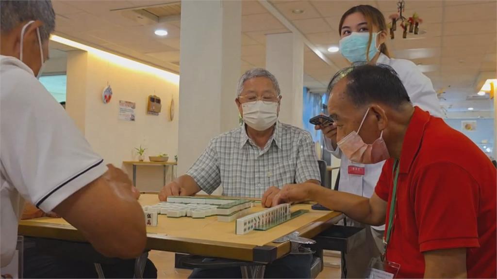 「健腦麻將」專為長者量身設計 長輩開心上桌練腦力
