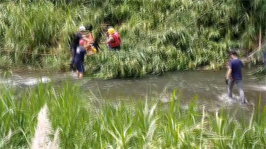 七旬農婦溯溪返家突癱軟 坐困野溪驚險獲救