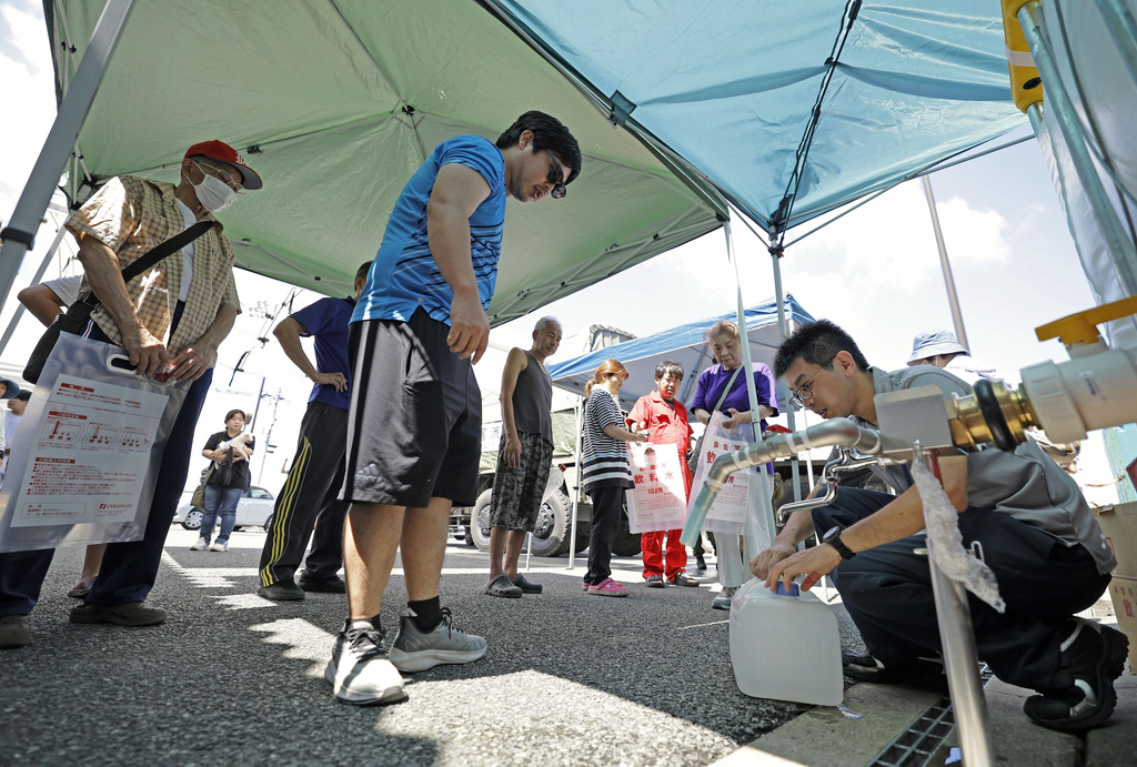 熊本強震災區缺水電！81歲災民悲吐慘況「血流到凝固」無水清傷口