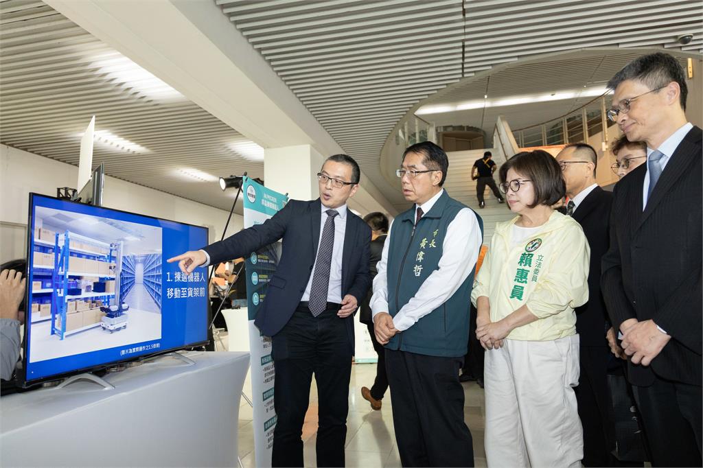 臺南成立機器人產業創新中心，黃偉哲：發展柳營為機器人量產聚落！