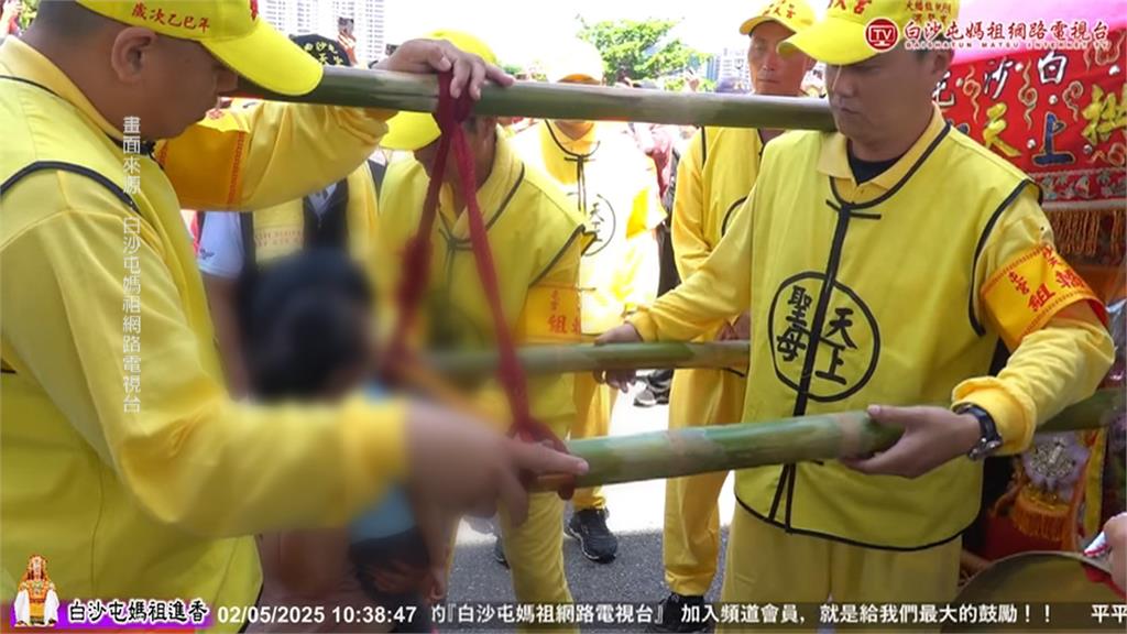 北港進香Day2!粉紅超跑急行軍 沒停駕伸港福安宮信徒難掩失望