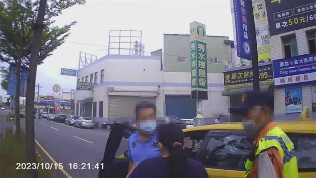小黃司機圖方便「違停快車道載客」 遭義交勸離竟激動怒嗆:是在大聲什麼