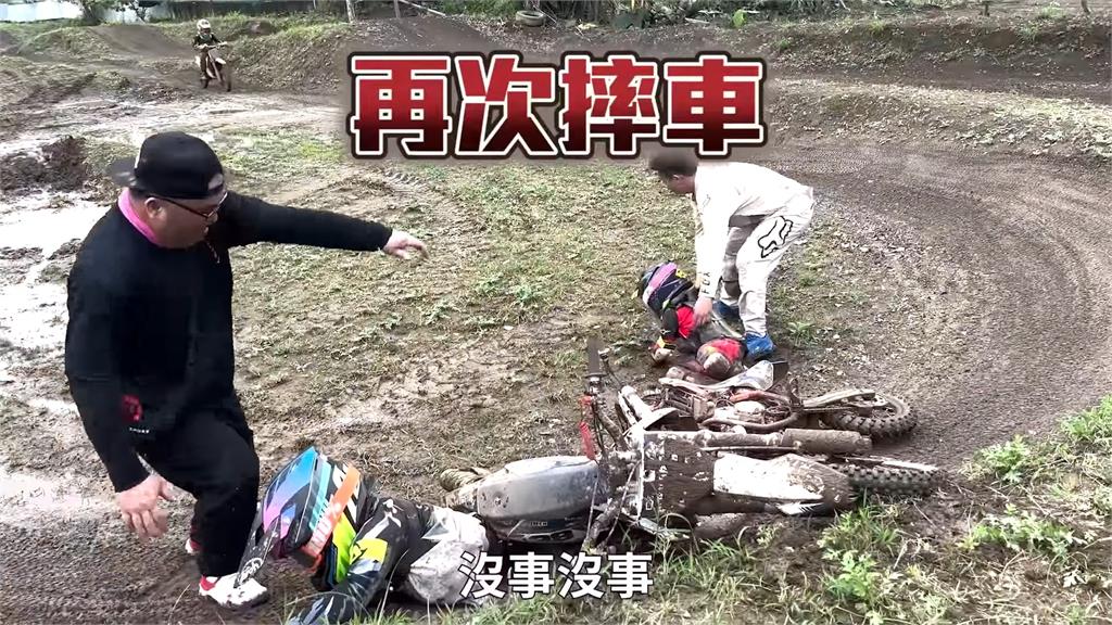 男童比賽2度「摔下越野車」　父親飛奔急哭引網動容：看見對孩子的愛