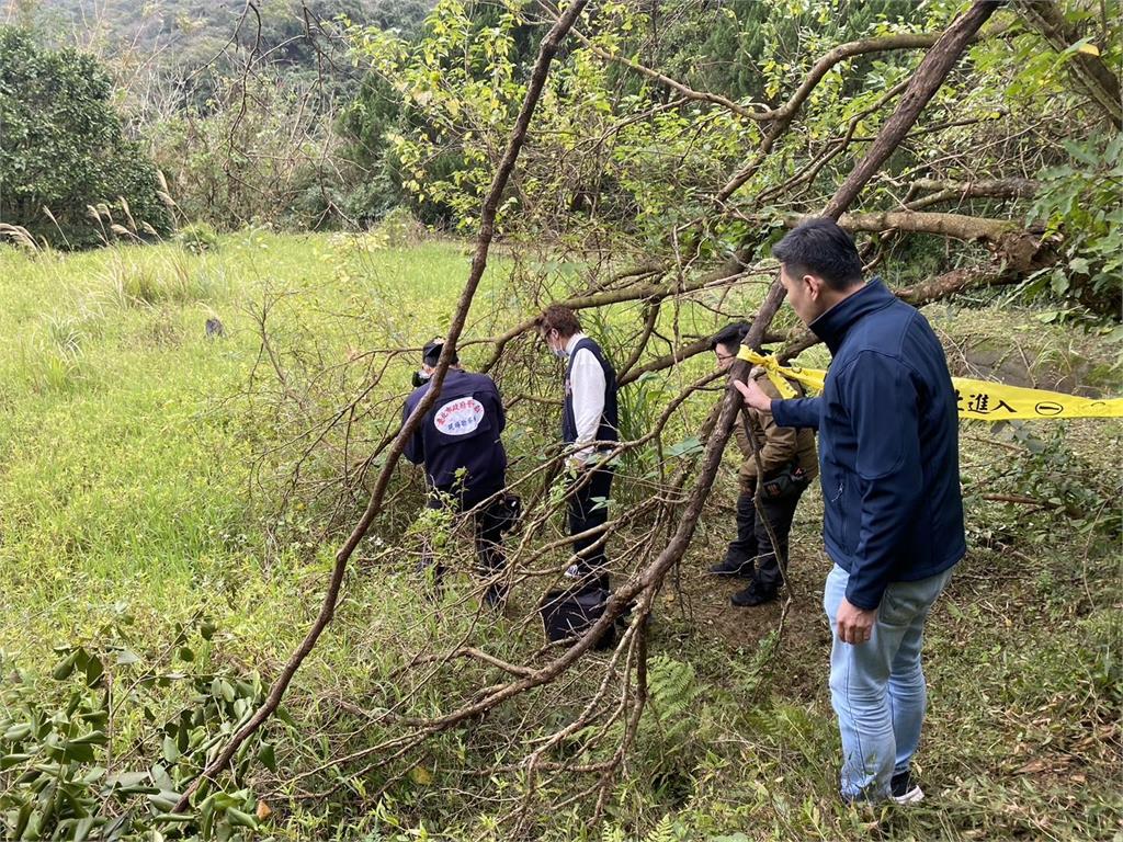 快新聞/確定是失聯父親遺體 林葉亭認屍情緒崩潰