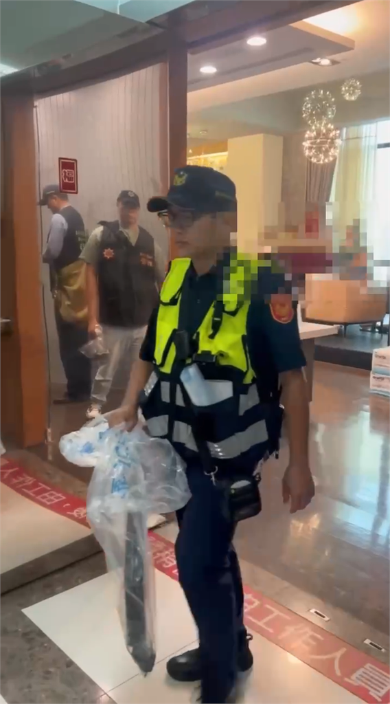 快新聞／北市頂級月中涉偷拍？警搜查果出爐：是「收音麥克風」