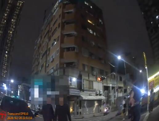 快新聞/台中又傳暴力事件!5惡煞竟持棍棒「上街揍人」 被害者下場曝光