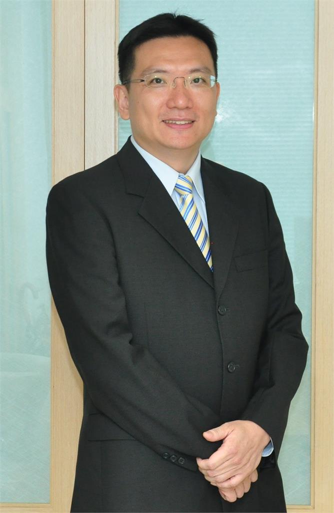 這位教授接任陽明海運董座!今年48歲是歷任最年輕