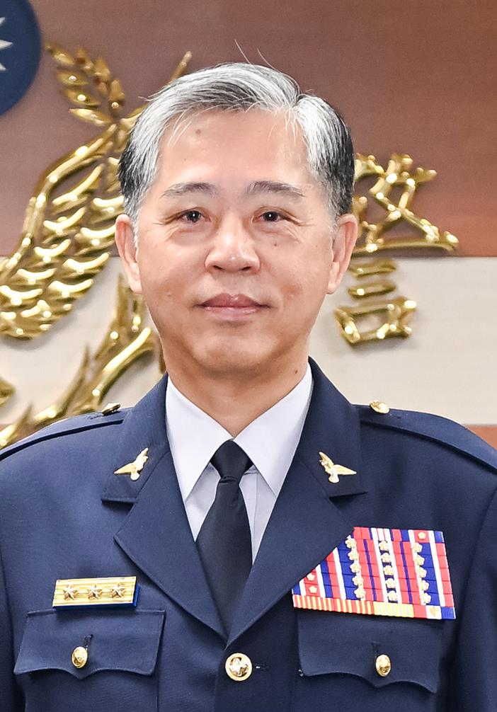 快新聞/新!118高階警官人事異動 黃明昭回鍋接警大校長8/1赴任