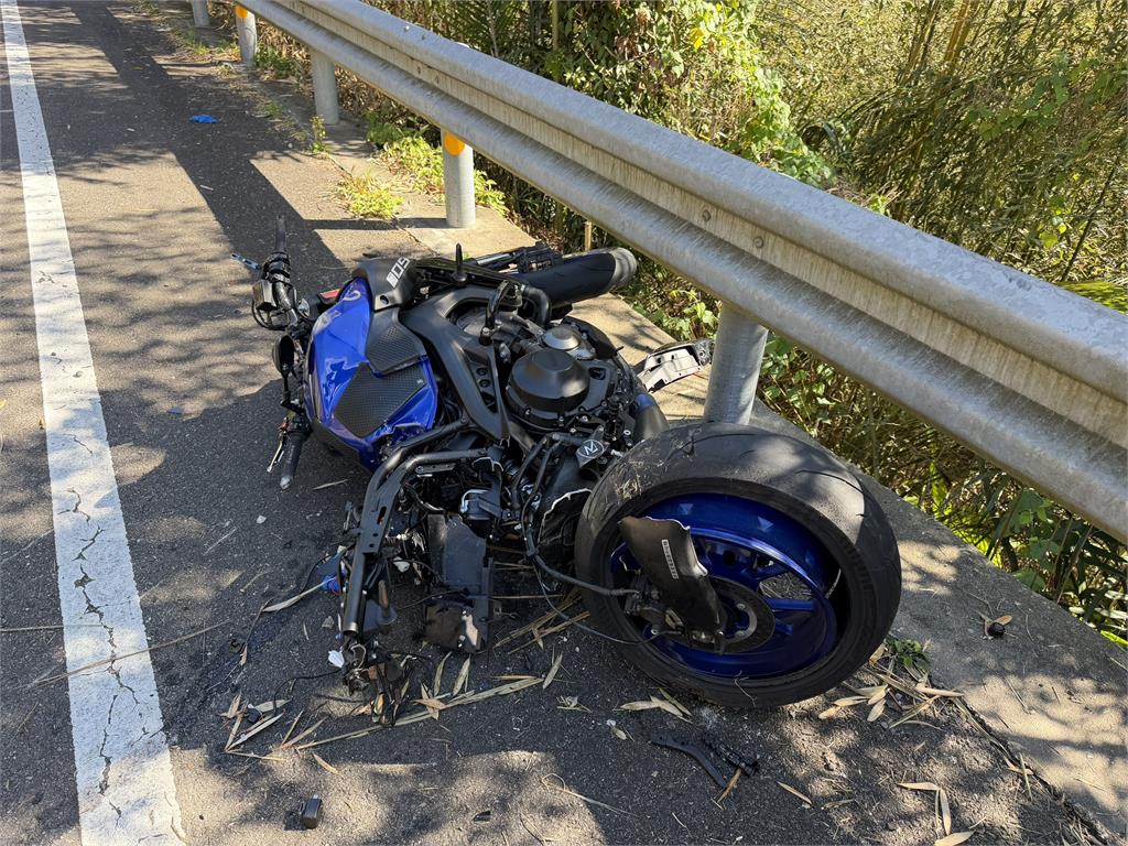 快新聞／彎道自摔事故再奪命！22歲重機騎士宣告不治