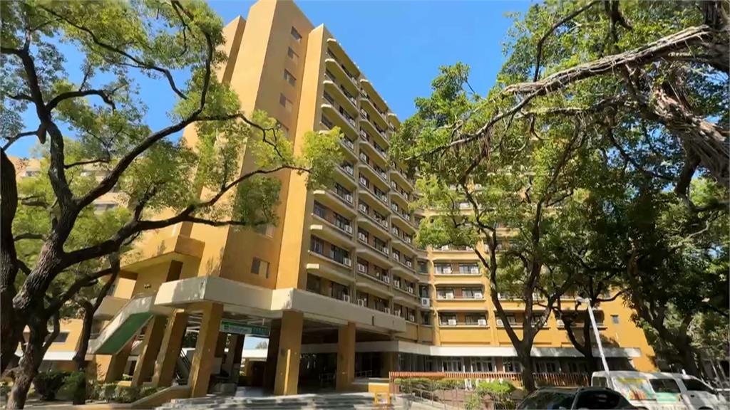 欠成大450元宿舍費50年！　企業家捐50萬驚人身分曝光