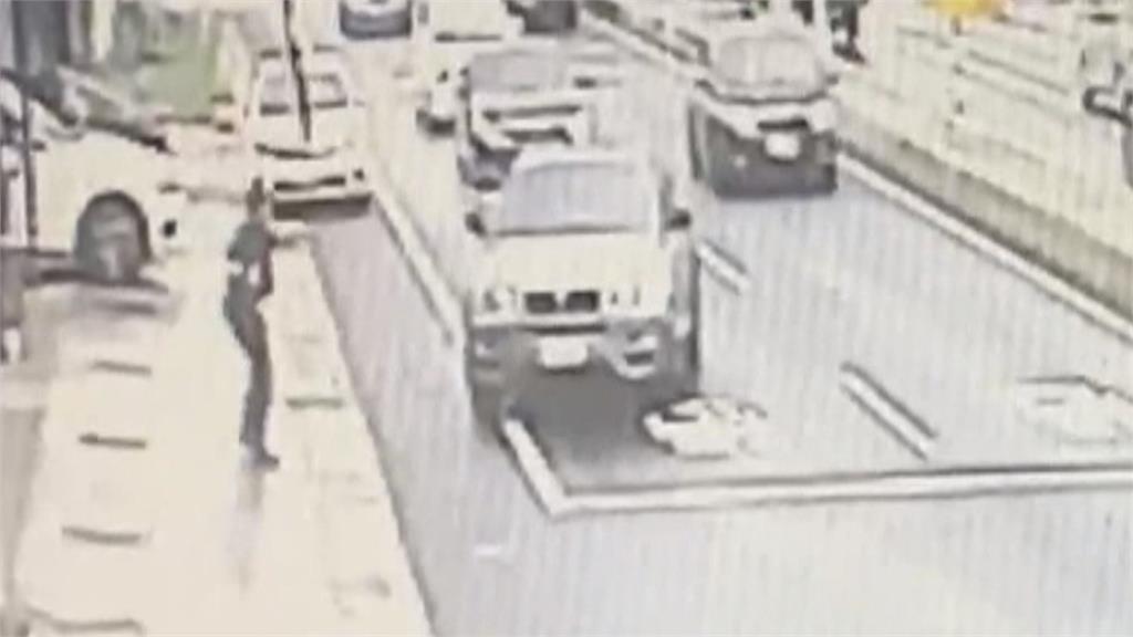 雲林麥寮清晨槍響！　可疑車輛2車拒檢逃逸