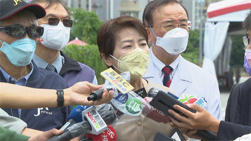 「士北科車來速」啟用首日塞爆　柯：快篩陽再來